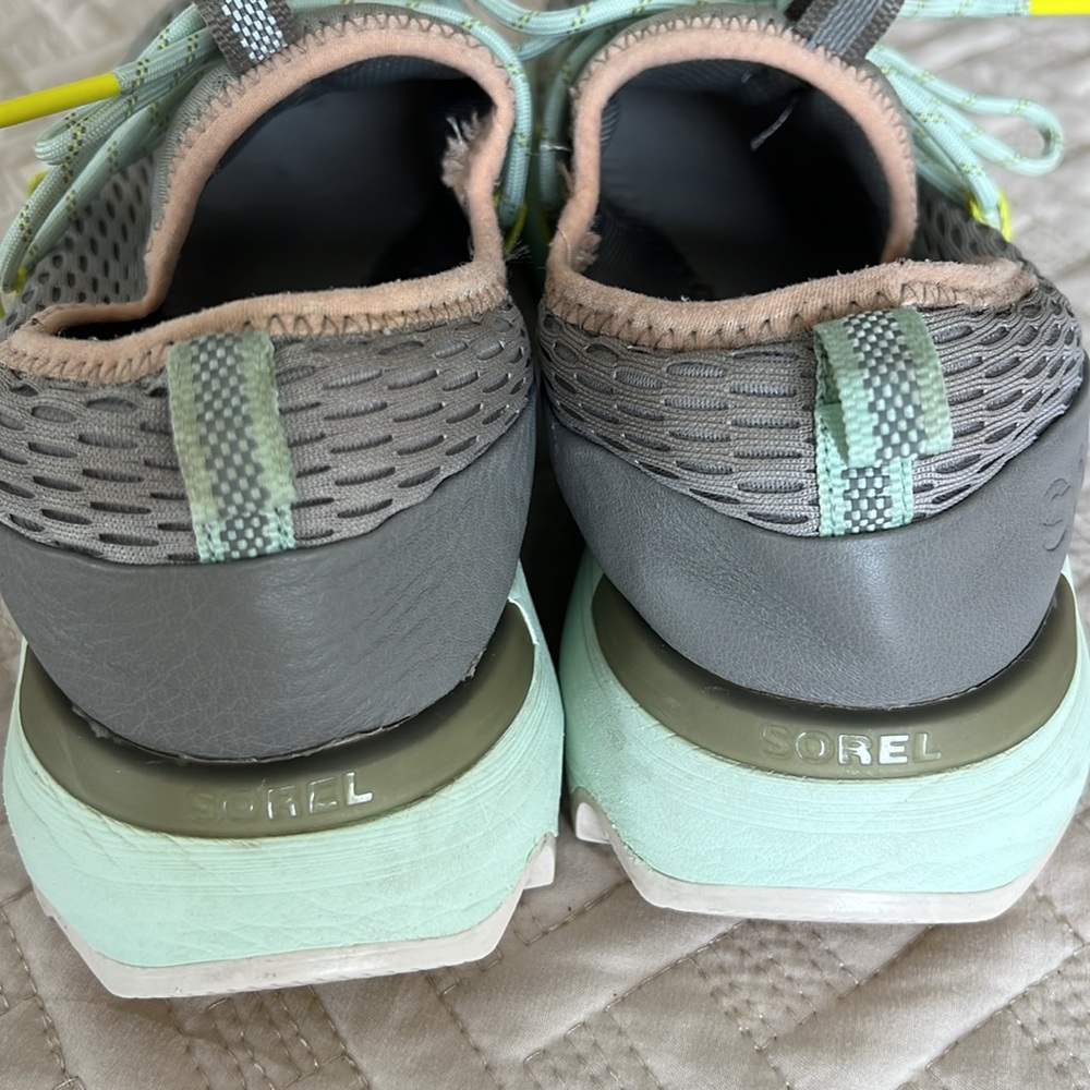 Sorel, Sz 8.5 Kinetic Impact Sneakers, gray and aqua - Picture 5 of 11